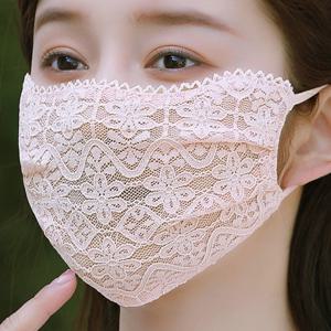 화사한 레이스 마스크 레이스 디테일 숨쉬기 편안한 데일리 마스크