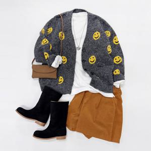 미즈큐즈 / 스마일 포켓 오버핏 브이넥 울니트 가디건