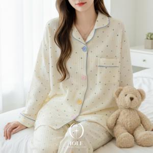 [2025 FW 시즌 신상 여성 겨울 누빔 수면잠옷] 몽글 아이보리 파자마 상하세트 프리사이즈 홈웨어