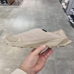 아디다스 테렉스 윈터 슬립온 콜드 레디 겨울 털신 방한화 운동화 ID3443 5G1119