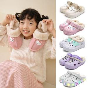 [역시즌SALE] 산리오 헬로카봇 피카츄 외 캐릭터 방한실내화 방한샌들 49종