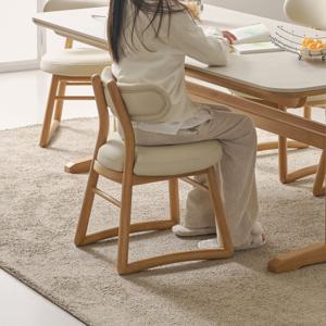프라하 미니 식탁의자 원목 테이블 의자 편한 디자인