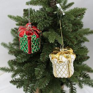 크리스마스 엠보싱 선물상자 유리 오너먼트 트리 리스 장식 가랜드 오브제