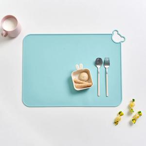 곰돌이 걸이형 플래티넘 실리콘 식탁매트 민트