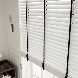 빠르게 작동하는 블랙댕기 우드블라인드 고속클러치 40x40