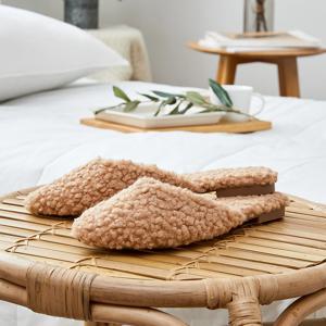 슬림한 뽀글양털 슬리퍼 브라운 M