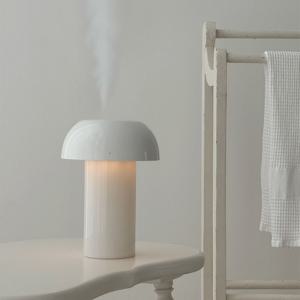 오브제 가습기 무드등 환절기 필수템 충전식 휴대용 무선 가습기 감성 인테리어