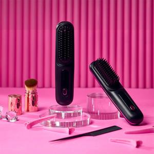 플라츠 볼륨업 무선 빗 고데기 올인원 휴대용 고대기 매직기