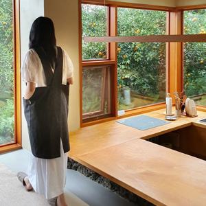 어깨끈 블랙데님앞치마