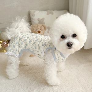 강아지 올인원 잔꽃 누빔 슬개골 보호 겨울옷 수트소라 XS