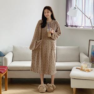 퐁실빵실 극세사 수면잠옷원피스