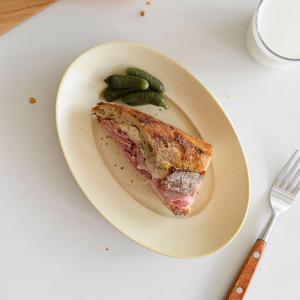 버터이로 오발 플레이트 / 브런치 샌드위치 접시