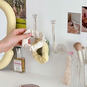 다이아 루프 머리끈 행거 머리끈정리 후크 무타공 미니행거 소품걸이