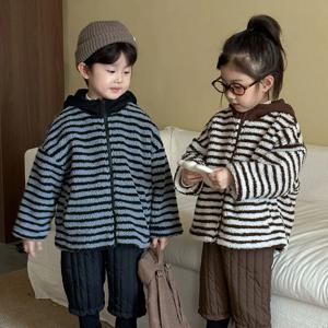 스트라이프 뽀글이 집업 점퍼 R15639