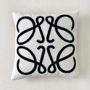 라이크로에베 모던드로잉 디자인 쿠션 커버 사각 직사각 거실 소파 의자 침대