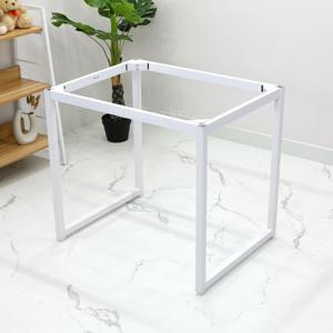 튼튼한 네모 디자인 화이트 철 다리 750 x 600 조립식 코너 볼트 30각 파이프 발통