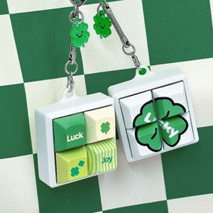 행운의 네잎클로버 아크릴 포인트 키캡 4구 네모 키링 키보드 호환 키홀더 커플 가방 꾸미기