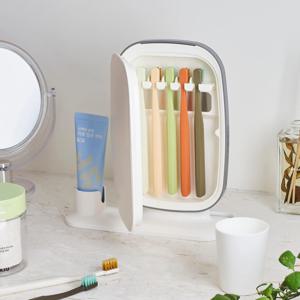 집에서 사용하는 열 칫솔 살균기