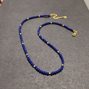 TEMU 1개 여성용 우아한 목걸이 - 진한 파란 비즈, 일상 및 특별한 날을 위한 발렌타인데이, 어머니날, 졸업 선물 - 사계절 럭셔리 넥리스, 휴일 액세서리, 세련된 디자인, 고품질 비즈, 패션 액세서리, 보호 애호가에게 완벽한 감사절 선물