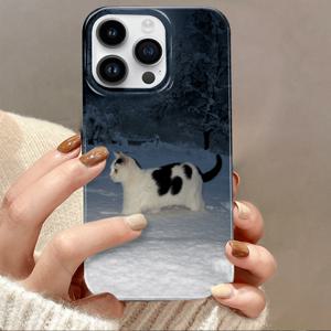 TEMU 아이폰 모델 16, 15, 14, 13, 12, 11, 7, 8, 플러스, 프로, 프로맥스, 미니, XMAX, XR, X, XS, S2, SE3와 호환되는 매력적인 및 예술적인 만화 디자인 폰 커버. 강력한 쉘에 있는 생생하고 현실적인 패턴으로 포괄적인 충격 보호를 제공합니다.