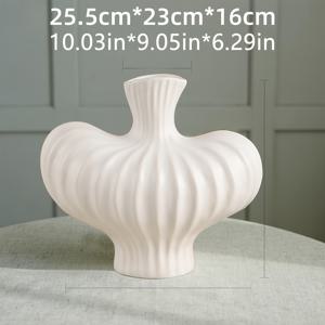 TEMU 1개 기하학적 벨 모양 블랙 플라스틱 화병 - 거실, 식당, 사무실을 위한 클래식하고 우아한 홈 데코, 내구성 있는 가벼운 탁상 센터피스, 전기 불필요, 꽃꽂이용 장식품, 현대적인 디자인, 고품질 공예, 매끄러운 광택 마감