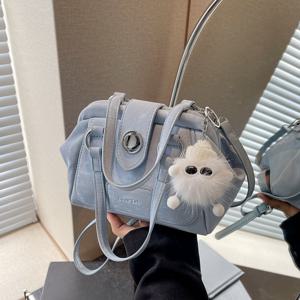 TEMU 고급, 신선하고 다용도의 핸드백, 슈퍼 외국의 스타일 크로스바디 백, 여성용 새로운 트렌디한 니치 디자인, 핸드백, 텍스처가 있는 어깨 백, 외출, 휴대용 백, 제로 지갑, 단색, 메신저 백, 기회, 버클 클로저, 폴리에스터 안감, 엣지 페인트, 화이트 및 블루 컬러, 핑크 및 블랙 컬러, 세탁하지 마세요. 작동 지침