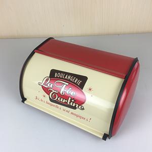 TEMU 빈티지 프렌치 빵 상자 - 레드 & 베이지 레트로 페이스트리 케이스, 플립탑 뚜껑, 내구성 강한 철제 구조, 주방용 장식 식품 보관 용기, 견고한 손잡이 디자인, 클래식 키친 데코, 재사용 가능한 컨테이너, 주방 정리함