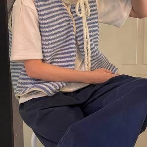 TEMU 여성용 포근한 기모 안감 V넥 민소매 조끼 - 캐주얼 버튼업 가디건, 골지 커프스, 가을/겨울에 완벽, 다용도 레이어링, 캐주얼 웨어 조끼 | V넥 조끼 | 기모 안감 조끼, 여성 조끼, 여성 조끼 탑, 여성 조끼 탑, 여성 조끼, 여성 재킷, 스타일리시 여성 조끼, 여성 민소매, 여성 조끼 가을 봄