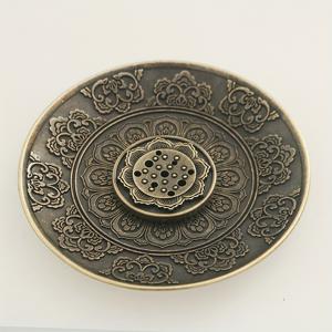 TEMU 우아한 젠 스타일 메탈 향로 - 먼지 수집기가 있는 합금 요가 향로, 평온한 홈 데코에 적합, 크리스마스, 할로윈, 부활절, 하누카, 추수감사절, 짧은 향초에 완벽.