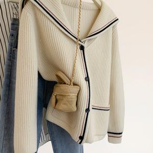 TEMU 크림색 세일러 칼라 가디건 - 가을/겨울용 블랙 & 레드 트림 & 4버튼 | 크리스마스 파티 & 캠퍼스 데이트 의상, 휴일 복장,가을 패션,캐주얼 니트웨어,따뜻한 소재,스타일리시 아우터웨어,버튼업 스웨터,패션 애호가