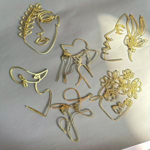 TEMU 6개 골든 아크릴 케이크 토퍼 세트 - 결혼식, 생일, 데이 등을 위한 우아한 디저트 장식 - 하트, 꽃, 얼굴 모양 디자인 포함, 할로윈, 크리스마스 이벤트 및 파티 용품을 위한 웨딩 케이크 장식