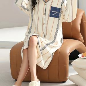 TEMU 여성 캐주얼 긴팔 잠옷 - 알파벳 패턴, 폴리에스테르 니트 원단, 스커트 실루엣, 래펠 칼라, 포켓, 모든 계절 - 중동 스타일