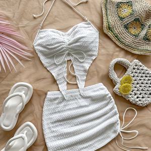 TEMU 여성의 우아한 화이트 오프숄더 탑 & 미니 스커트 세트 - 백리스, 러치 디테일, 비대칭 하hem, 파티, 데이트, 오후의 차, 비치 의상 | 러치 텍스처 | 백리스 탑, 비치 의류