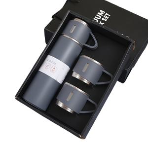 TEMU 스테인리스 스틸 컵, 세 가지 다른 뚜껑이 있는 한 컵, 기업 선물로 적합, 선물 상자에 담겨, 세 개의 작은 물 컵과 함께 제공됩니다.