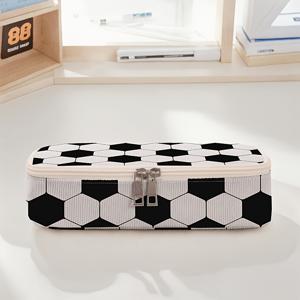 TEMU 축구 패턴 지퍼형 펜케이스 - 수납공간이 다양한 내구성 있는 학교 & 사무용품 정리함, 디자인 문구류 보관백 (지퍼포함), 세련된 책상 정리대, 작업 공간 조직, 강화봉제, 튼튼한 지퍼, 스포츠팬을 위한