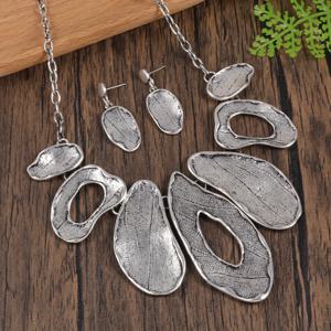 TEMU 3pcs 이어링 플러스 네크리스 보호 스타일 보석 세트 불규칙한 판 디자인 일상 의상에 맞춤 특별한 파티 액세서리