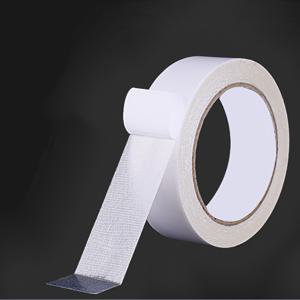 TEMU 무거운 짐을 견딜 수 있는 양면 카펫 테이프 - 10 야드, 흰색, 방수, 플라스틱 표면에 강력한 접착력, 쉬운 설치, 잔여물이 없는 탈착 가능한 러그 그립, 단단한 나무, 계단, 매트