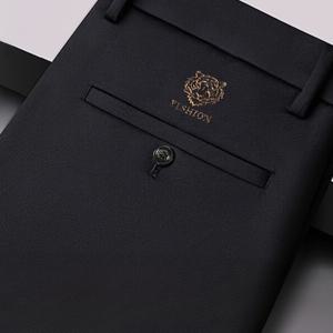 TEMU 남성용 여름 아이스 슬리키 섬유 재질 캐주얼 드레스 팬츠 - 레그 비즈니스 & 정장 의상, 골든 톤 메탈릭 로고, 정규 핏 올 시즌 편안함, 우아한 외형, 부드러운 질감 재질