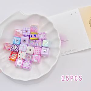 TEMU 14.2mm 핸드페인팅 핑크 시리즈 사각 비즈 15개 세트 (리본, 별, 영문 알파벳, , 복숭아 하트 패턴) - 로맨틱하고 우아한 스타일. 팔찌, 폰 체인, 차량 장식품, 애완동물 목걸이, 다양한 액세서리에 적합