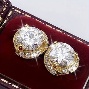 TEMU 925 실버 1캐럿*2 모이사나이트 스터드 귀걸이 세트, 우아하고 스타일리시한 여성용 데일리 및 파티 착용, 선물 상자 포함 (약 3g). *※사진 속 박스는 일러스트레이션용입니다