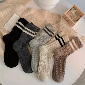 TEMU 여성용 두꺼운 미드컬프 보온 양말 5켤레 - 일본 레트로 케이블 장식 롱 양말 (다림질 필요 없음), 멀티 컬러 팩 (블랙/그레이/베이지/브라운) 겨울용 타이츠, 손세탁 가능한 추위 방지 타이츠, 여성용 긴 겨울 양말, 여성용 겨울 양말, 여성용 긴 양말, 귀여운 양말, 여성용 귀여운 양말, 여성용 긴 겨울 양말, 퍼지 양말