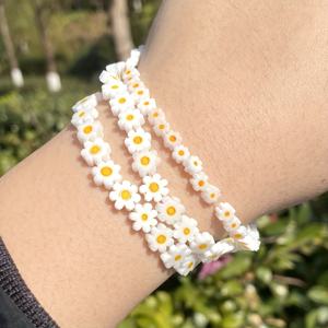 TEMU 주얼리 만들기용 Teowaki 유약 장식 데이지 비즈 - 4/6/8mm 꽃 모양 유리 비즈, DIY 팔찌, 목걸이 & 귀걸이에 완벽, 휴가 테마 액세서리, 작은 신선한, 느슨한 비즈, TEOWAKI|은목걸이