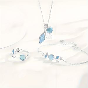 TEMU 여성을 위한 우아한 달석 보석 세트 - 목걸이, 오픈 링, 청색 잎과 달석 디자인의 팔찌 포함, 925 실버 플레이트, 일상 착용 또는 선물에 적합, 일상 보석| 우아한 액세서리 | 내구성 있는 보석|은목걸이