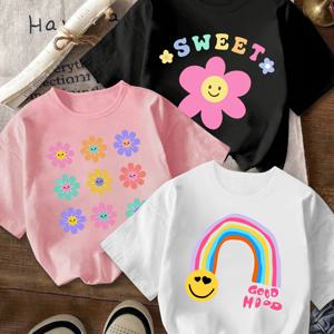 TEMU 여성을 위한 달콤한 편지 꽃과 무지개 프린트가 있는 세트 TX42008, 스타일리시하고 다재다능한 소녀 의류를 위한 티셔츠 콤보 세트.