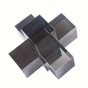 TEMU 모던 유리 기하학적 조각상 - 연결된 큐브 디자인 실내/외부 장식, 전기 필요 없음, 내구성 있는 화이트 글라스 스컬프처, 집과 사무실용, 새집 선물 및 휴일을 위한 완벽한 선물, 우아한 홈 데코, 정교한 공예