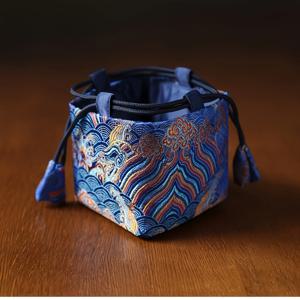 TEMU 우아한 중국 패턴 사탕 자카드 토트 백 - 젠-감성, 클래식 디자인, 블루 & 골든 플로럴 프린트, 파티, 비즈니스 선물, 일상 사용에 완벽, 선물 바