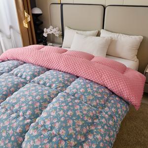 TEMU 1개 블루 핑크 화이트 베이지 플로럴 퀼트 - 플러시 파일 같은 충전재가 있는 헤비듀티 겨울 침대 스프레드, 이중 레이어 슈라우드 패브릭 및 고탄성 충전재, 퀸/킹/킹 사이즈 침대용, 우아한 침대 커버, 사무실용