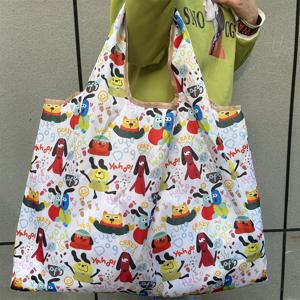 TEMU 꿀 스타일 다색 동물 프린트 대용량 나일론 여행 토트 백, 휴대용 접이식 디자인, 기계 세척 가능 숄더 쇼퍼, 손목 액세서리 포함