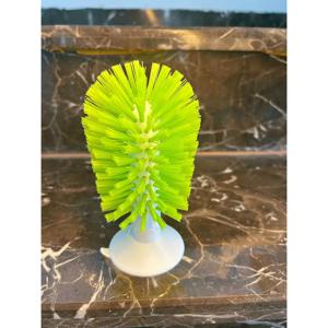 TEMU 강력한 흡착 컵 거북이 청소 브러시 - 녹색 & 검정 PVC 스크래치 방지 수조 관리 도구, 물거북 및 육상거북용 부드러운 각질 제거 브러시, 내구성 있는 플라스틱 가정용 컵 세척기