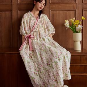 TEMU 여름 여성 파자마 반팔 우아한 가운 소형 플로럴 패턴 레이디스 라운지웨어 내장 브라 루즈 슬립 드레스 일본식 부드러운 나이트가운 가을 아우터웨어, 여성용 잠옷,스타일리시 슬립 드레스,편안한 라운지웨어,편안한 원단,여성용 잠옷,여성용 잠옷,홈 컴포트 웨어|잠옷|여름원피스|여성원피스